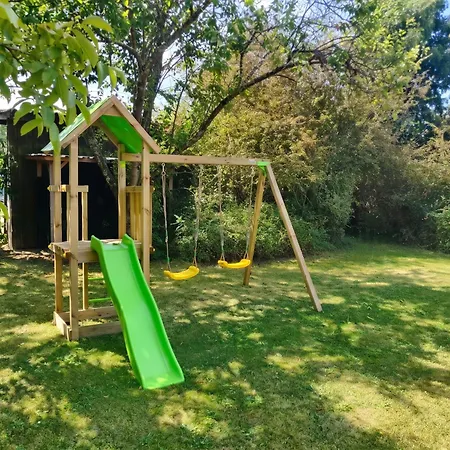 Familial A Avec Piscine 100m² 8 Personnes